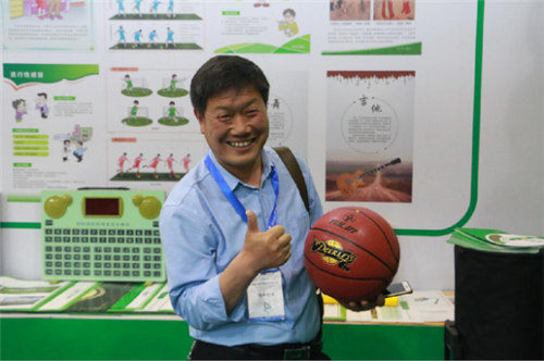 祝贺雨林参展4月教育“两会”圆满成功 祝贺雨林参展4月教育“两会”圆满成功